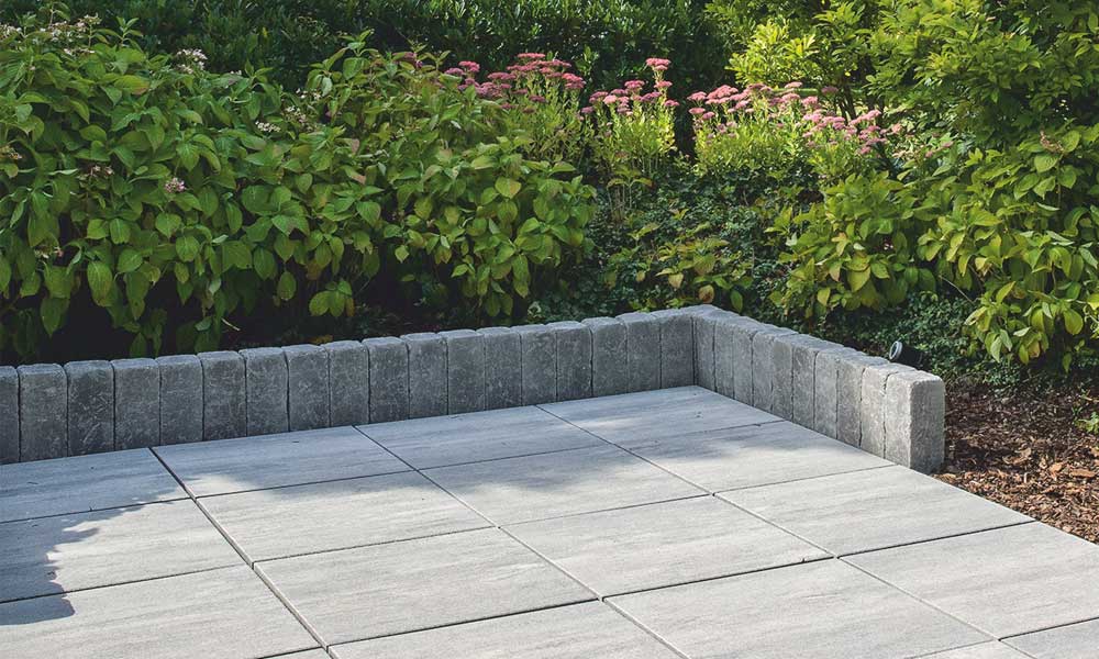 Palisade Grado anthrazit kombiniert mit Largo Bodenplatte 59,8 x 59,8 x 5 cm eisgrau-schattiert Palisade Grado anthrazit kombiniert mit Largo Bodenplatte 59,8 x 59,8 x 5 cm eisgrau-schattiert