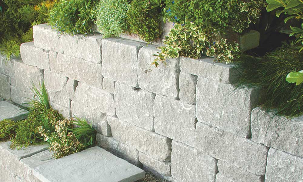 Mauerstein Gutshof MB24 bossiert 22,5 cm grau, im wilden Verband versetzt Mauerstein Gutshof MB24 bossiert 22,5 cm grau, im wilden Verband versetzt
