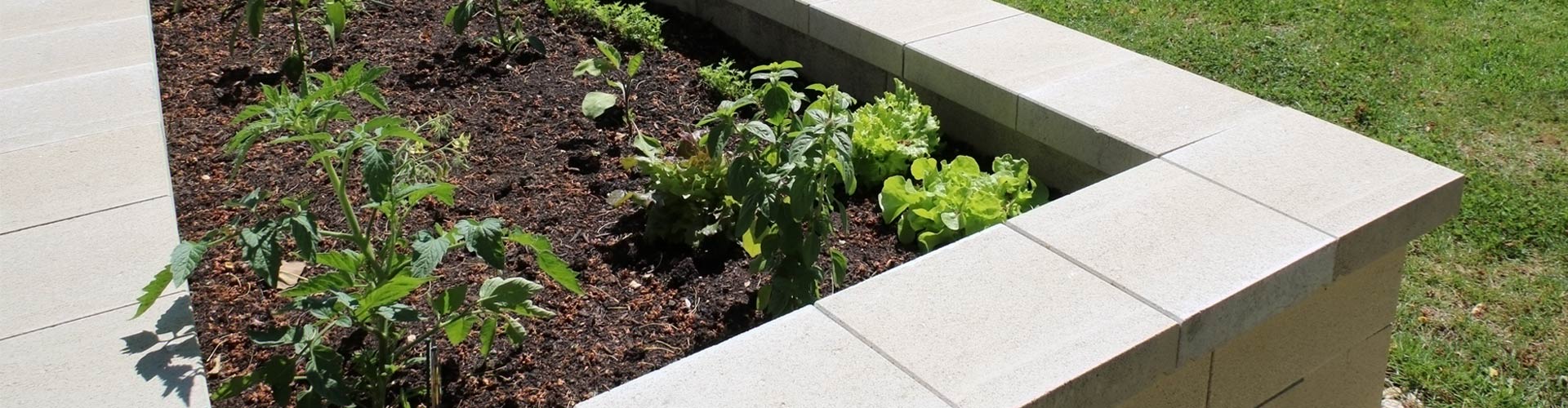 Hochbeet Linea Zaun- und Mauerstein elfenbein Friedl Steinwerke Hochbeet Linea Zaun- und Mauerstein elfenbein Friedl Steinwerke