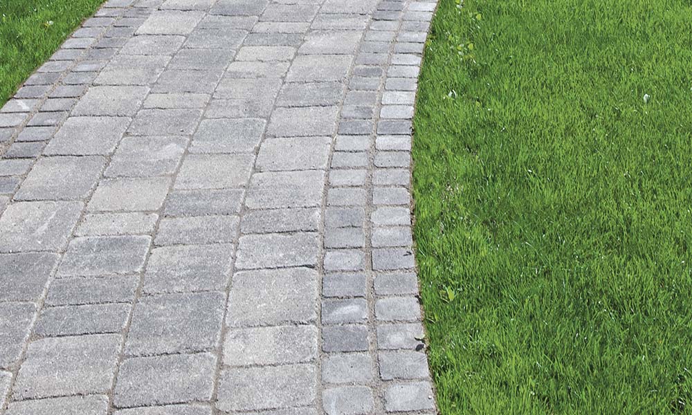 Piazza Grado schiefer-schattiert kombiniert mit Würfel Grado anthrazit Piazza Grado schiefer-schattiert kombiniert mit Würfel Grado anthrazit