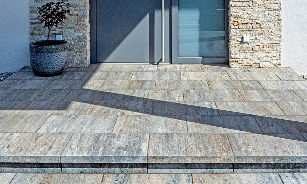 Largo Sichtkantenplatte 59,8 x 39,8 x 5 cm basalt-schattiert kombiniert mit Largo Bodenplatte 59,8 x 39,8 x 5 cm basalt-schattiert Largo Sichtkantenplatte 59,8 x 39,8 x 5 cm basalt-schattiert kombiniert mit Largo Bodenplatte 59,8 x 39,8 x 5 cm basalt-schattiert