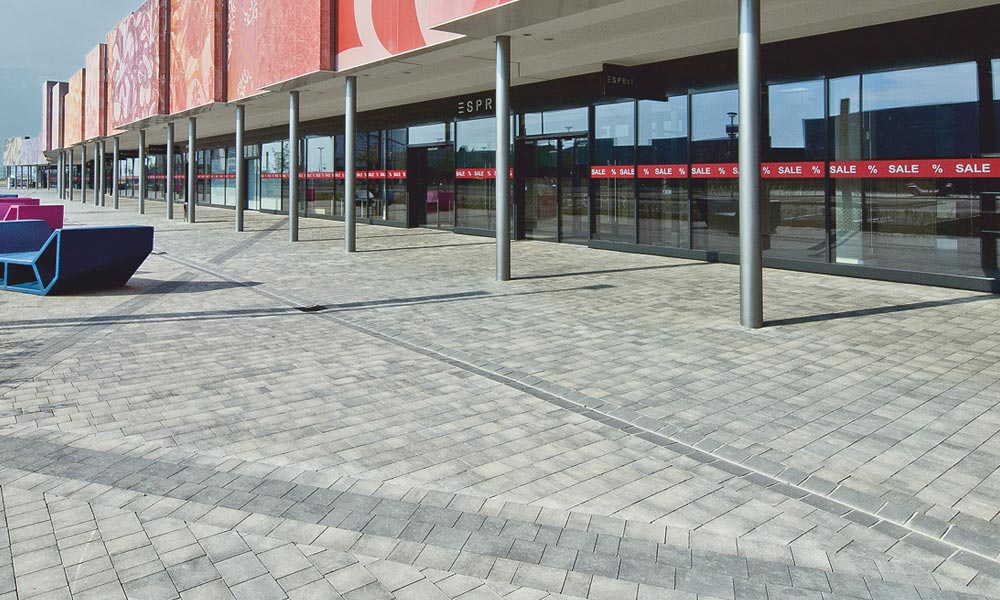 Piazza granitgrau-schattiert Piazza granitgrau-schattiert