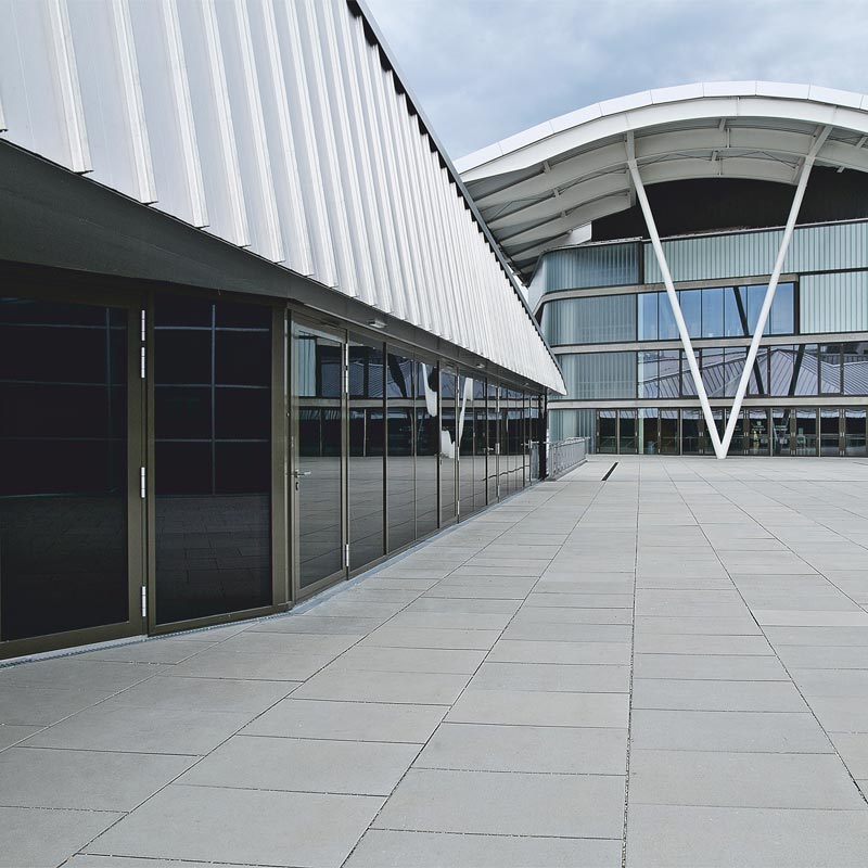 Eissportzentrum Wien Classic Bodenplatte grau Friedl Steinwerke Eissportzentrum Wien Classic Bodenplatte grau Friedl Steinwerke