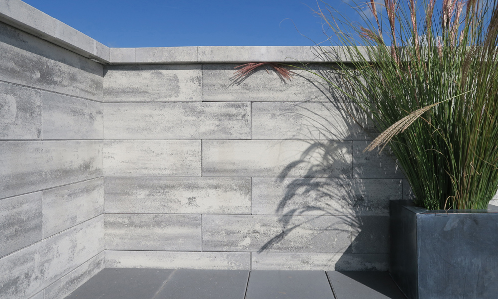 Modulus Pur Zaun- und Mauerstein granitgrau-schattiert kombiniert mit Linea VG4 60 x 30 x 8 cm platin dunkel Modulus Pur Zaun- und Mauerstein granitgrau-schattiert kombiniert mit Linea VG4 60 x 30 x 8 cm platin dunkel