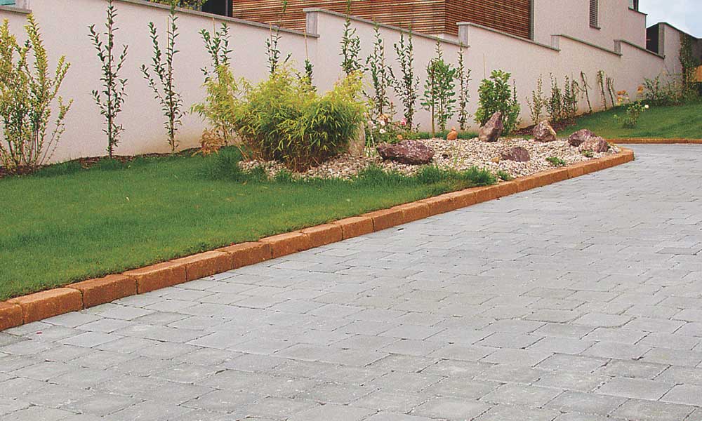 Einfahrt Grado VG4 grau-anthrazit Pflastersteine Friedl Steinwerke Einfahrt Grado VG4 grau-anthrazit Pflastersteine Friedl Steinwerke