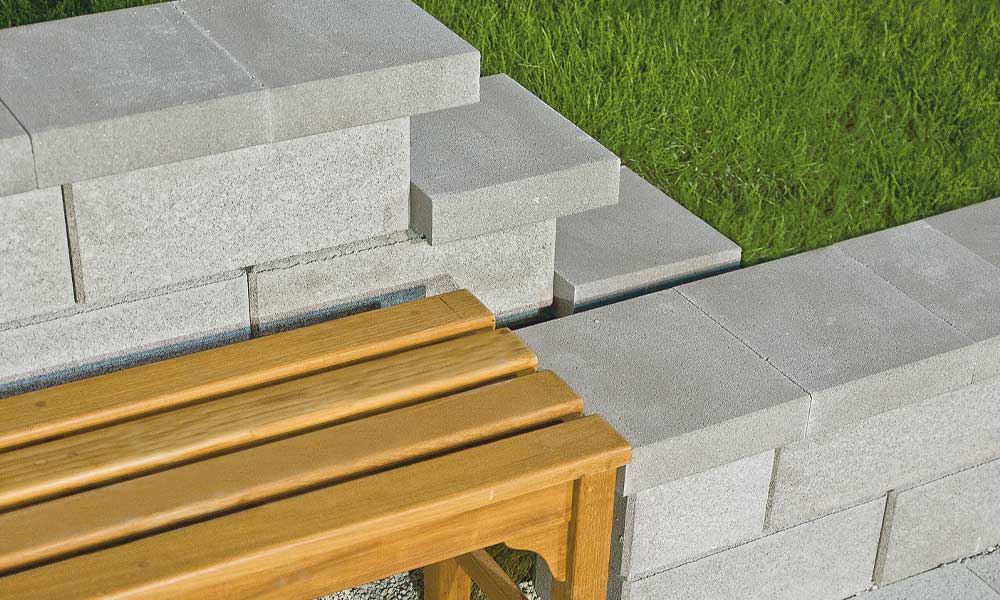 Classic Zaun- und Mauerstein grau kombiniert mit Abdeckplatte mit Wassernase 25 x 28 x 6 cm grau