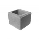 Halbstein geschnittend
19,7 x 20 x 16 cm